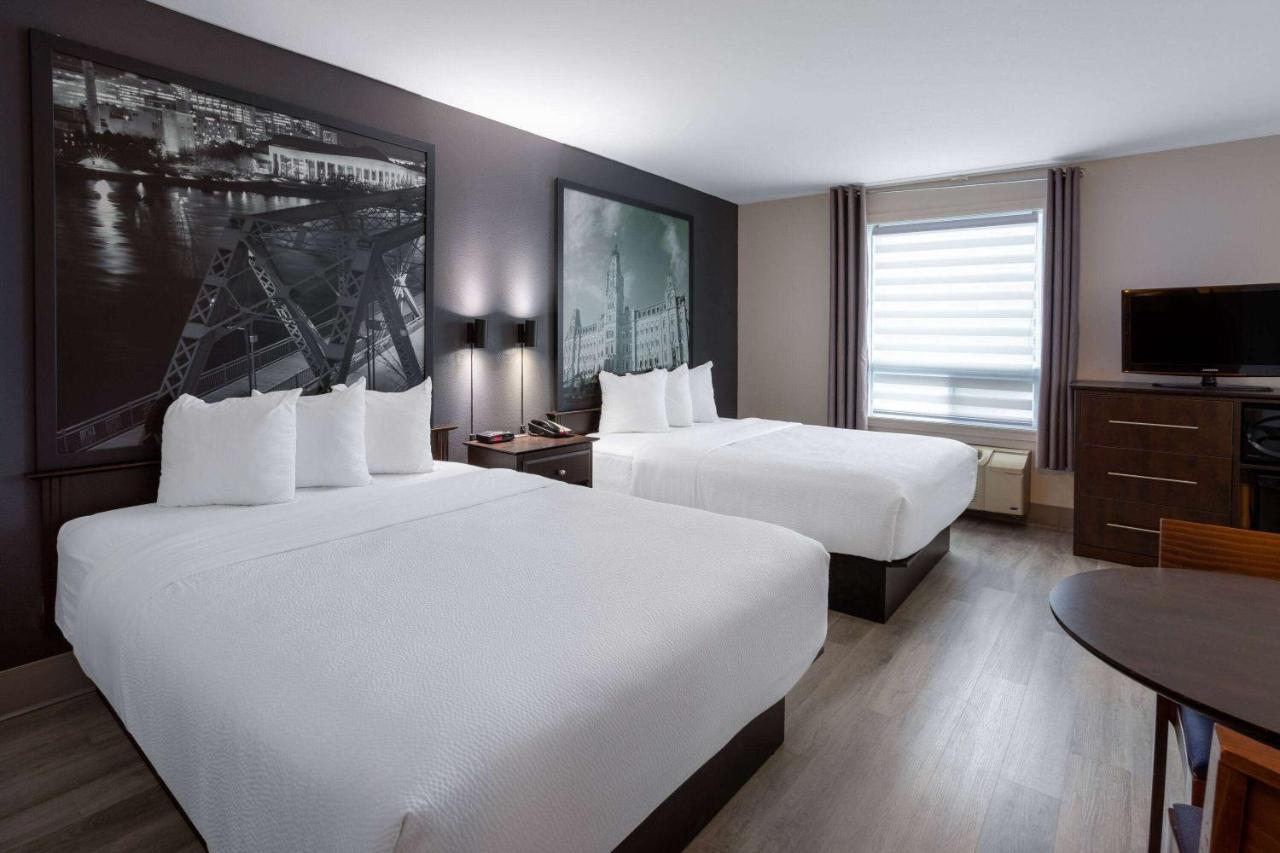 Super 8 By Wyndham Québec Buitenkant foto